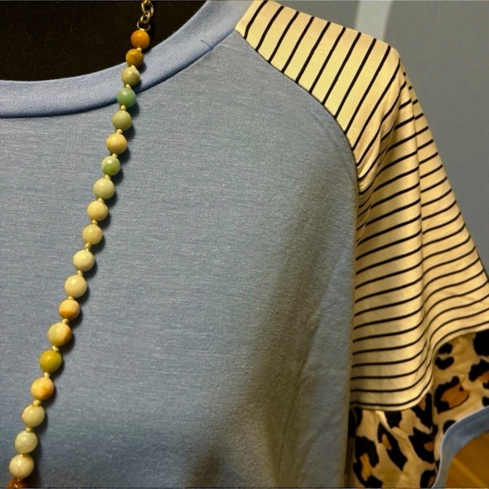 Baby Blue S/S Tunic with Leopard Print Sleeves - Picture 2 of 4